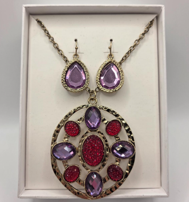 Gold-Tone Necklace & Earring Set