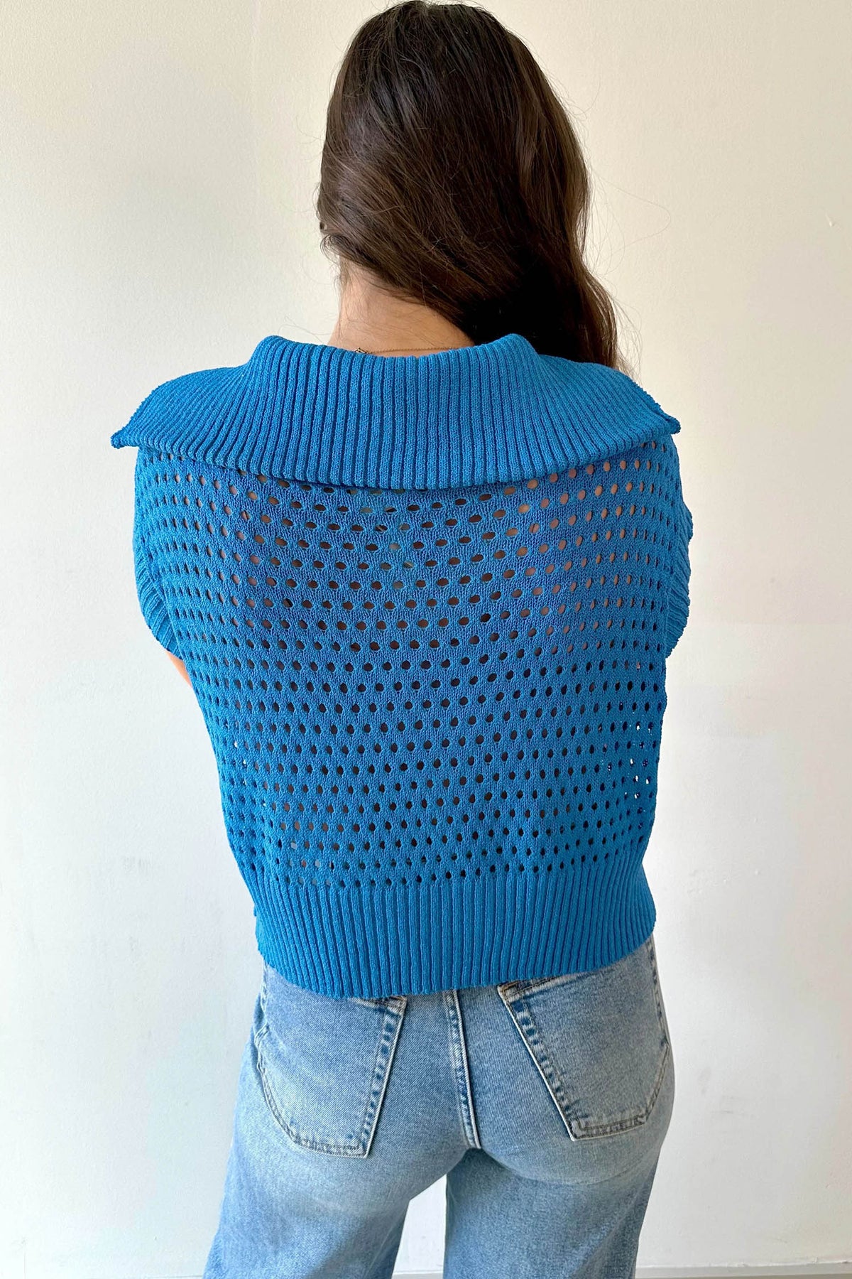 Fiery Red Solid Color Hollowed Knit Short Sleeve Zipper Collar Knitwear Top